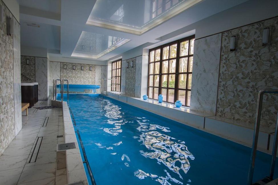 Hotel Rytwiany Palac Luaran gambar