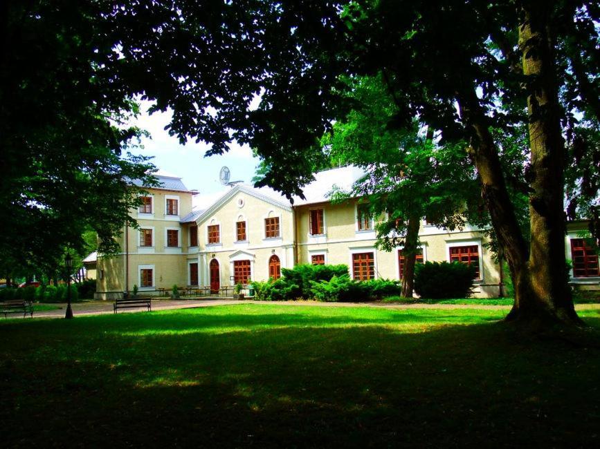 Hotel Rytwiany Palac Luaran gambar