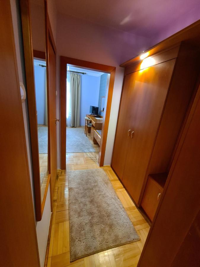 Hotel Rytwiany Palac Luaran gambar