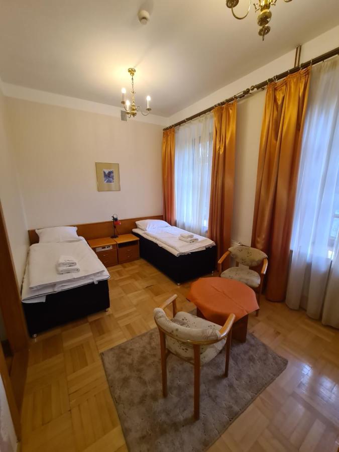Hotel Rytwiany Palac Luaran gambar